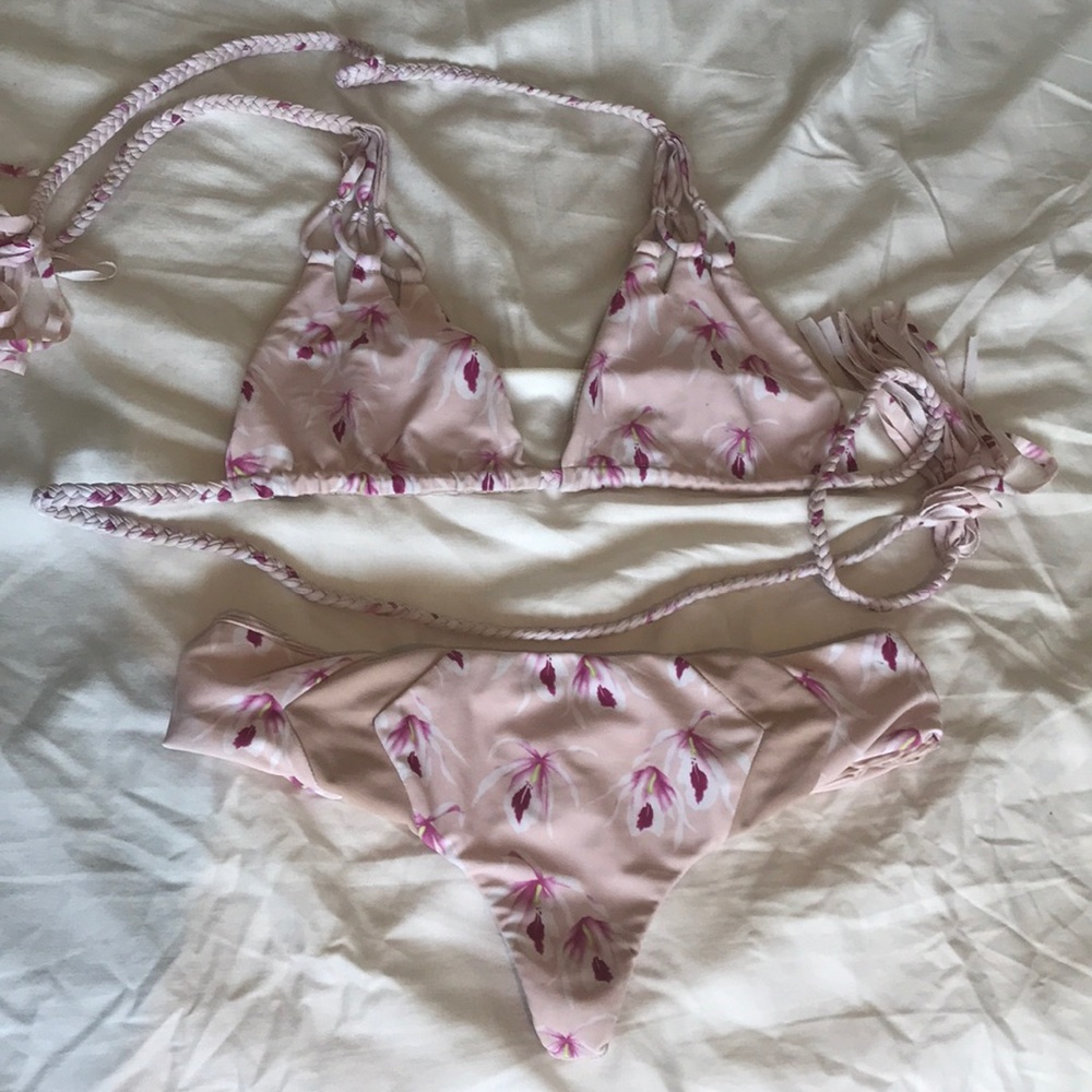 Acacia Set